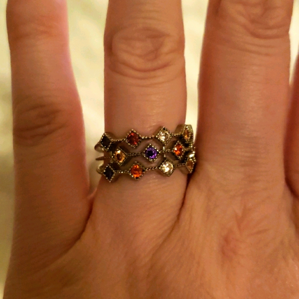 Women's multicolored ring